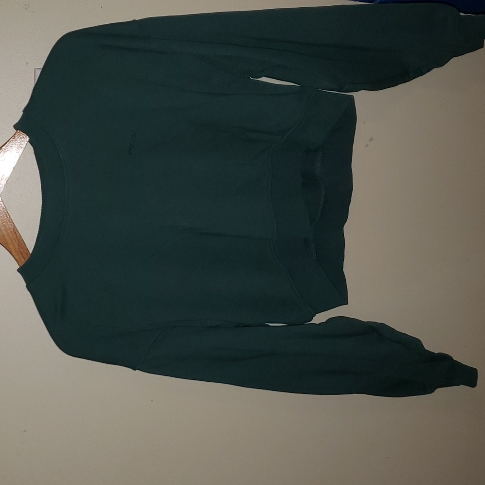 Divided crop top sweatshirt